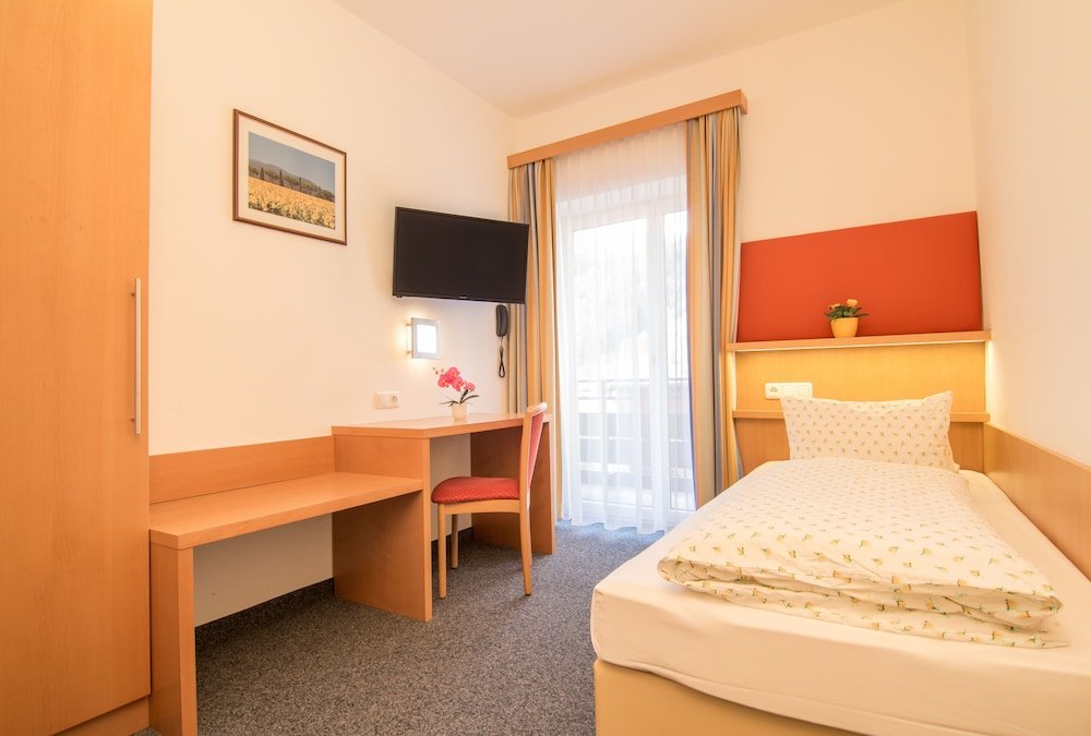 Фото Hotel Gasthof Stefansbrücke