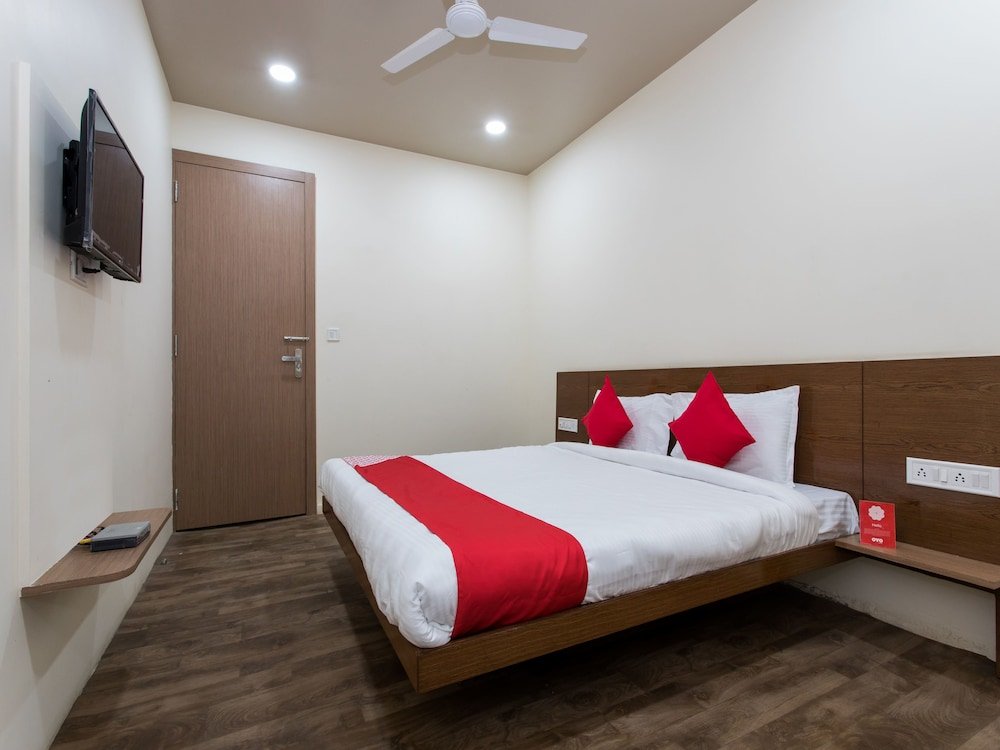 Фото Oyo 11929 Hotel Ridhi Sidhi