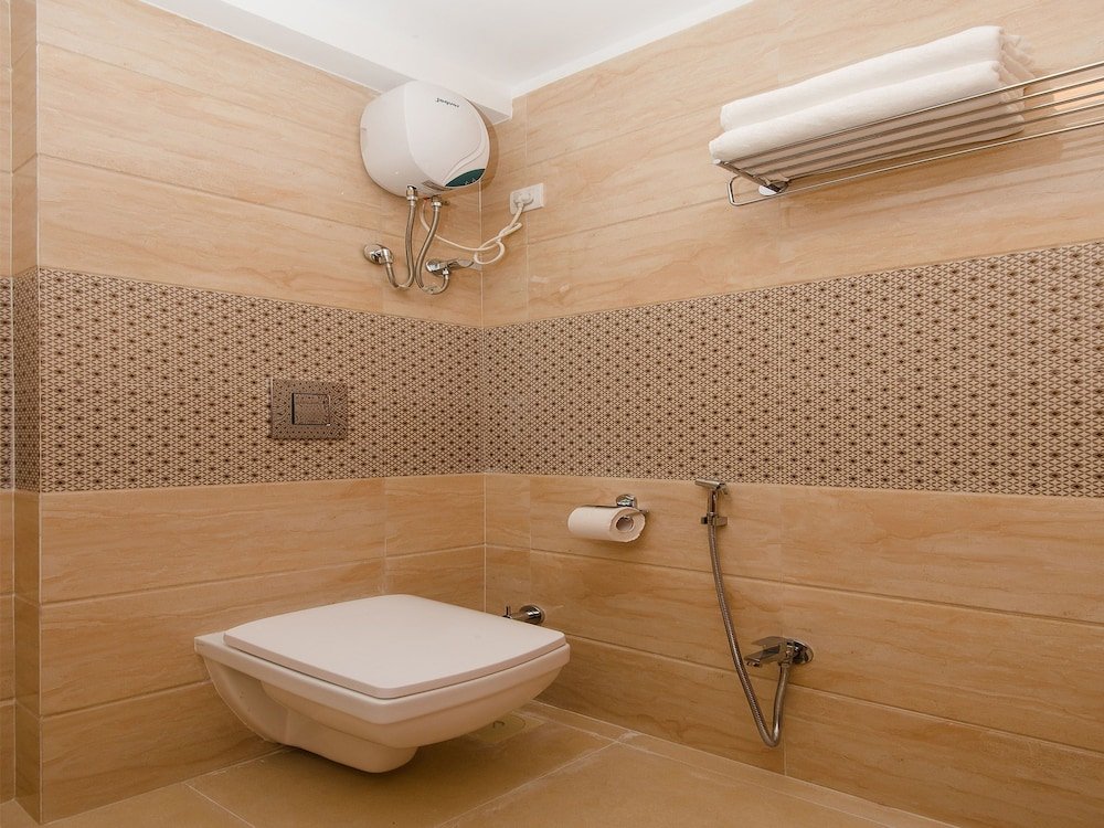 Фото Oyo 11720 Gold Coast Inn