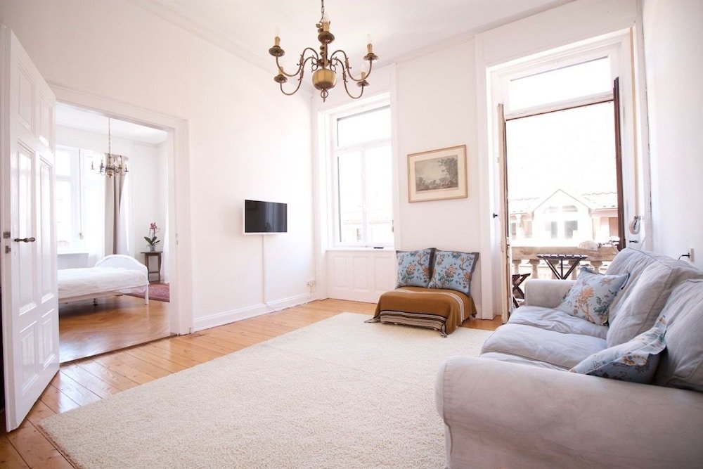 Фото Boutique Charme Apartments 14