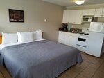 Lakeview Motel & Suites