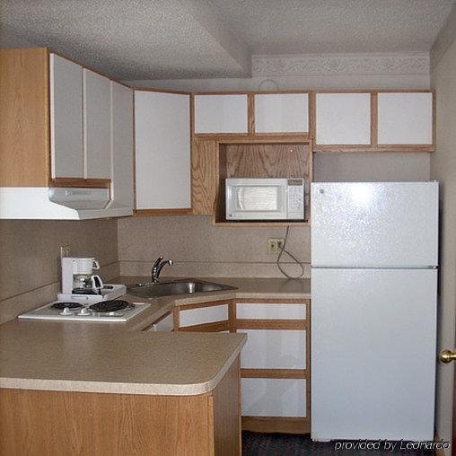 Фото Best Western Plus Executive Residency Denver-Central Park Hotel