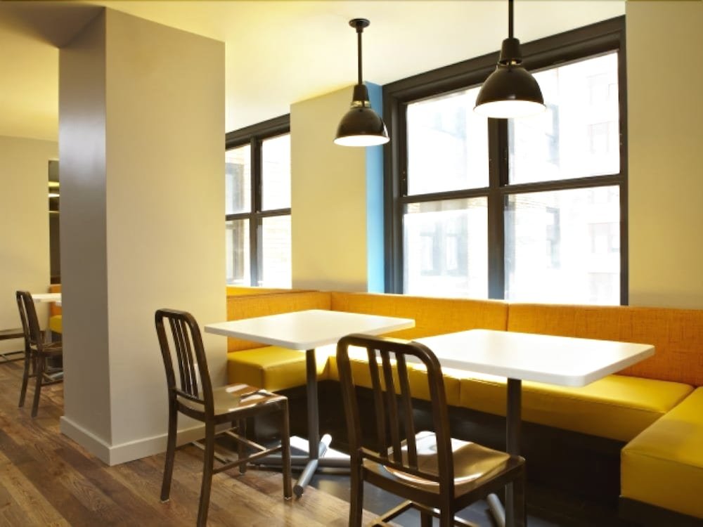 Фото The New Yorker A Wyndham Hotel