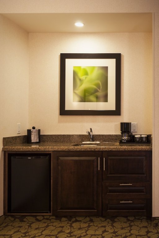 Фото Hilton Garden Inn Valley Forge/Oaks