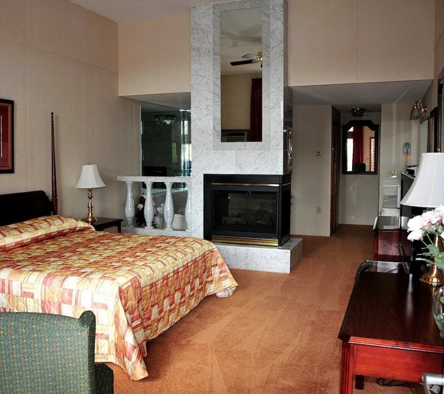 Фото Lockport Inn & Suites