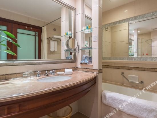 Фото Hawaii Hotel