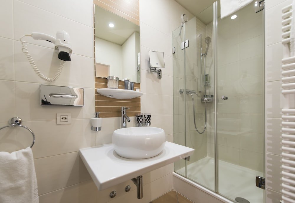 Фото La Cour des Augustins Boutique Gallery Design Hotel