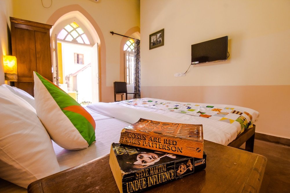 Фото Oyo 15609 Home Graceful Studio Panjim