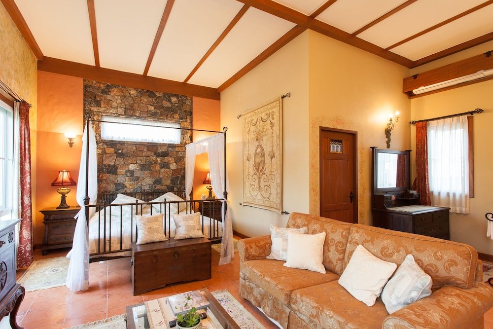 Фото The Heritage House & Garden