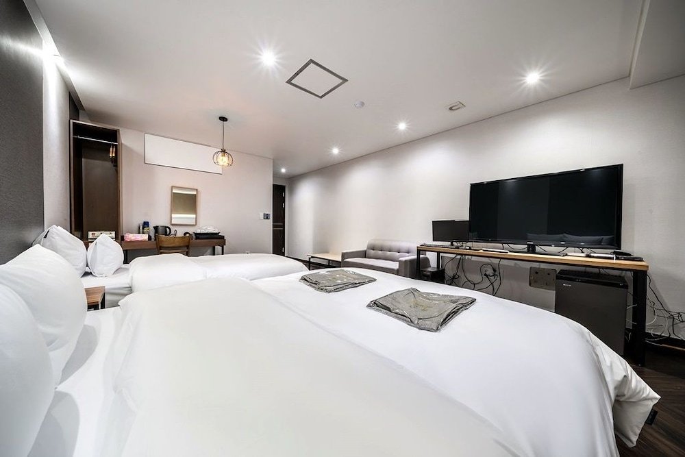 Фото Suwon Grace Hotel