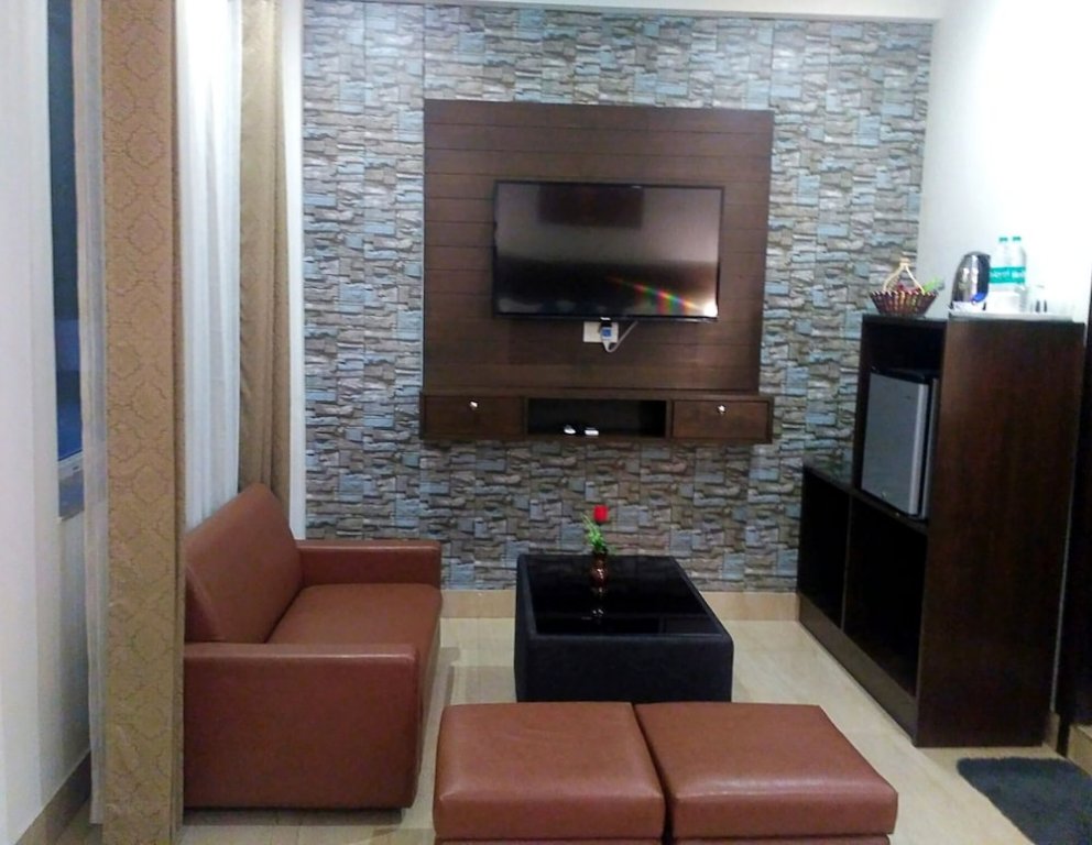 Фото Hotel Holiday Hill