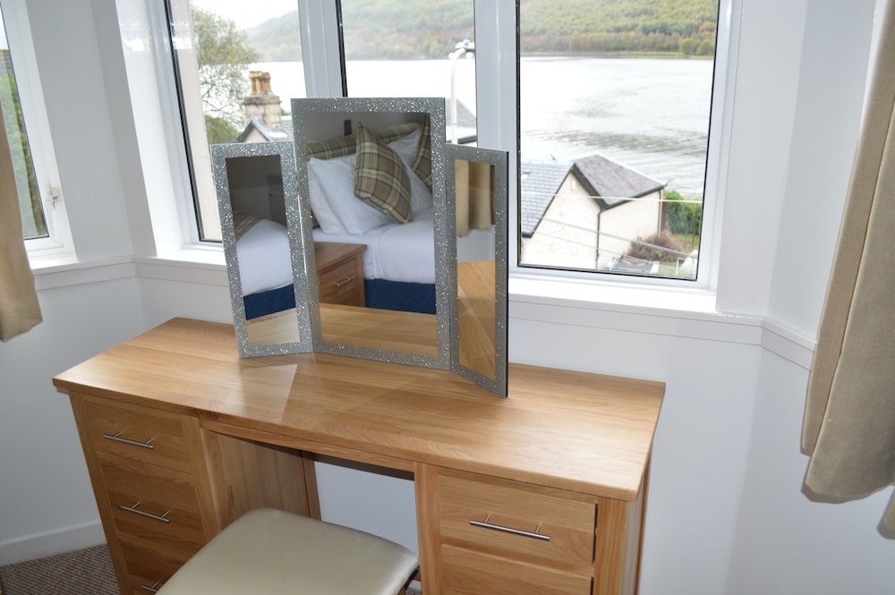 Фото Loch Long Hotel