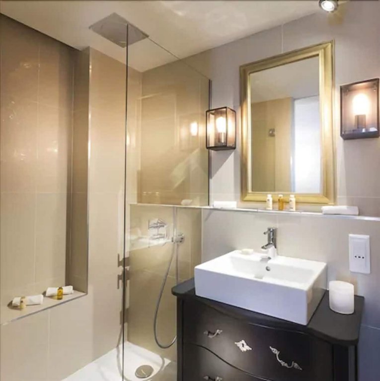 Фото Hôtel Moliere