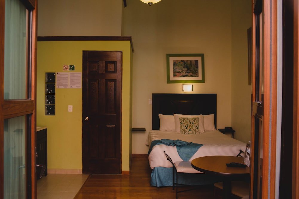 Фото Hotel del Capitán de Puebla Vitrales - Adults Only