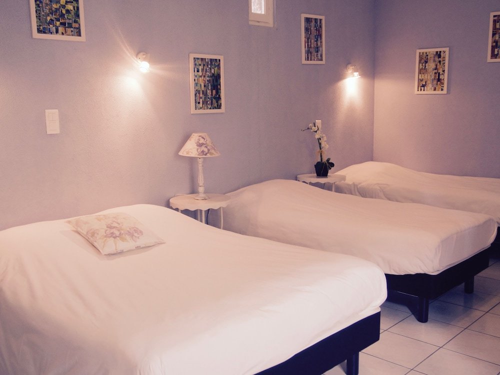 Фото L'Aptois Hotel