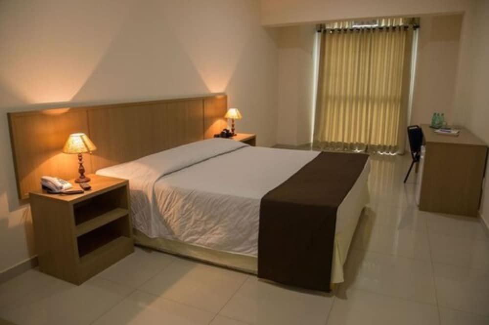 Фото Carmen Palace Hotel