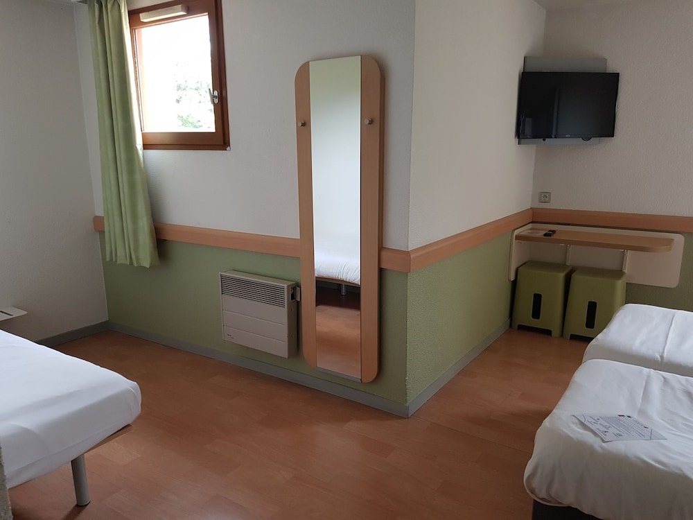 Фото ibis budget Grenoble Voreppe