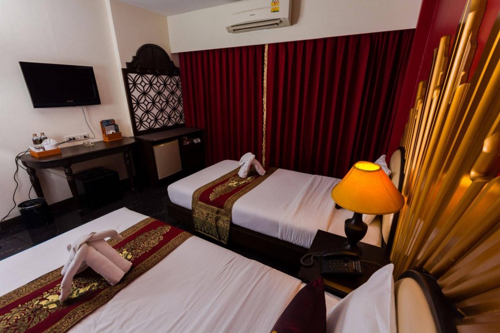 Фото Khaosan Palace Hotel