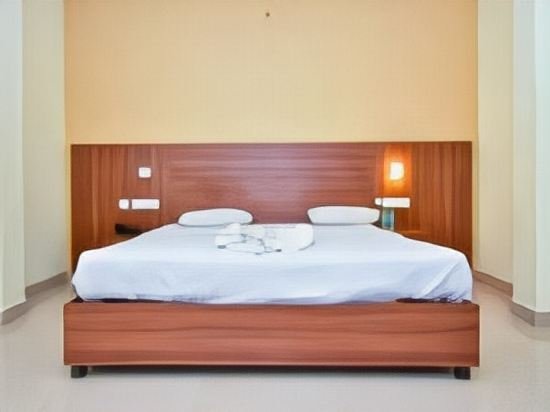 Фото Hotel Citywalk Residency