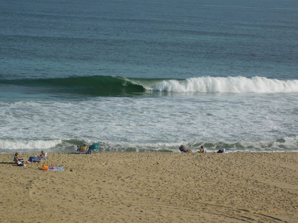 Фото Dunes Manor Hotel and Dunes Suites