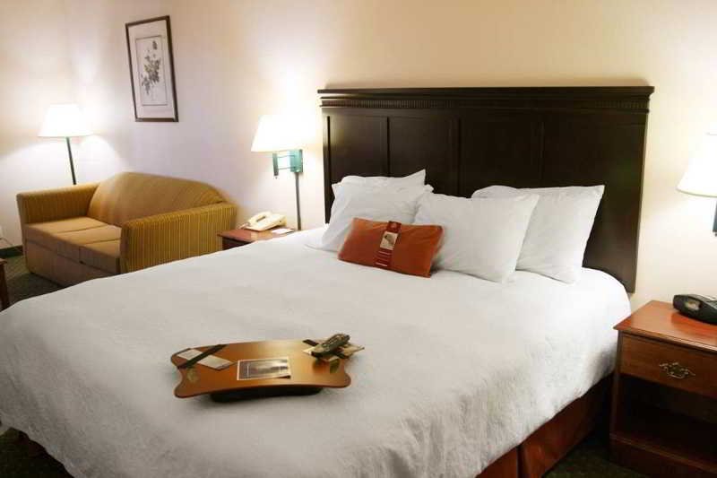 Фото Hampton Inn Longmont