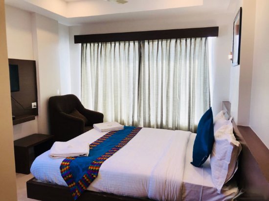 Фото Regalia Inn & Suites