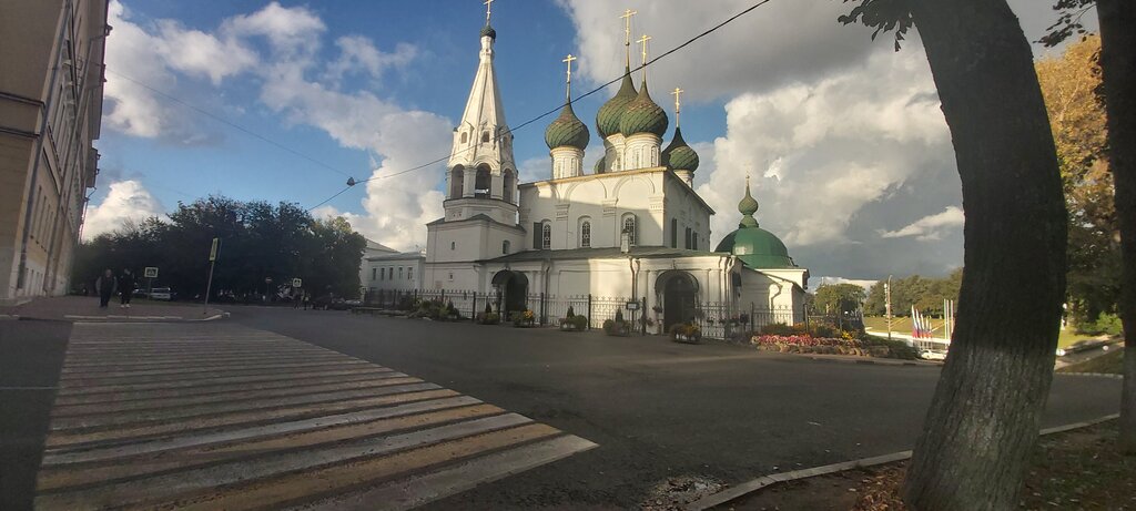 Православный храм Церковь Происхождения Честных Древ Креста Господня, что на Городу, Ярославль, фото