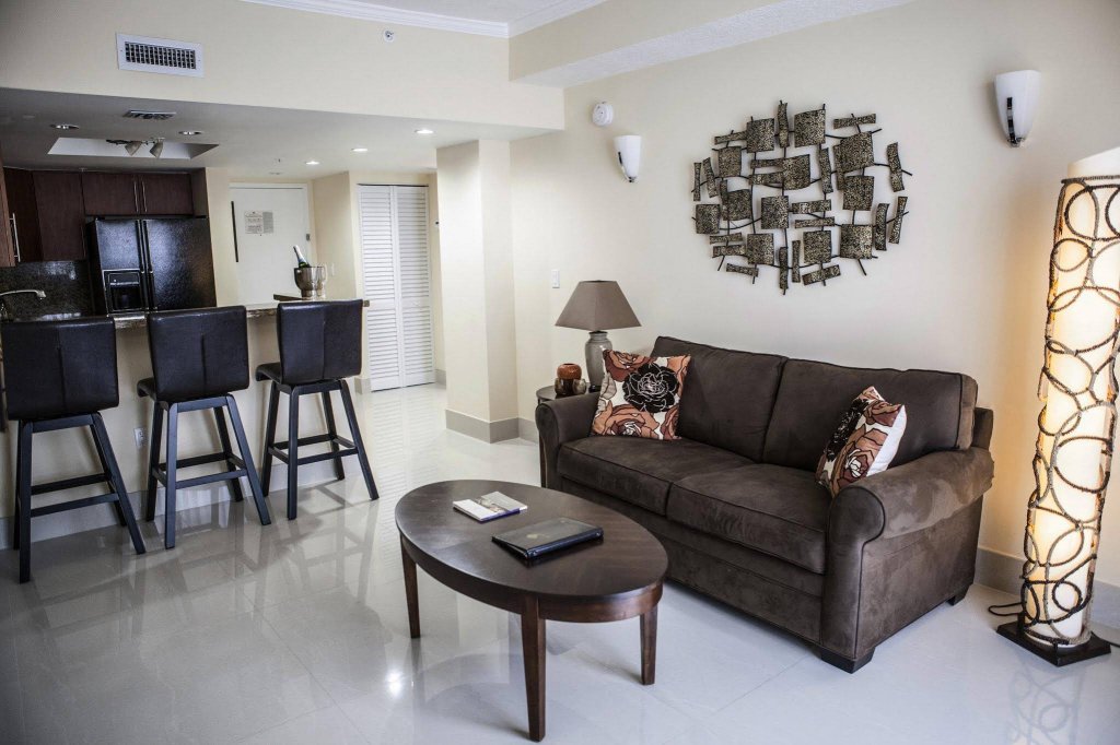 Фото The Mutiny Hotel