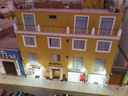 Гостиница Hotel Central в Трухильо