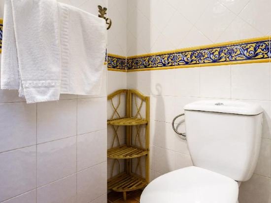 Фото Hostal Ciudad Trigueros