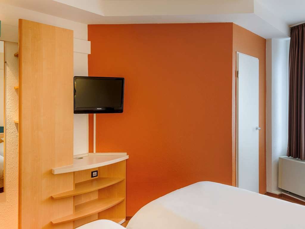 Фото Ibis Heidelberg Hauptbahnhof