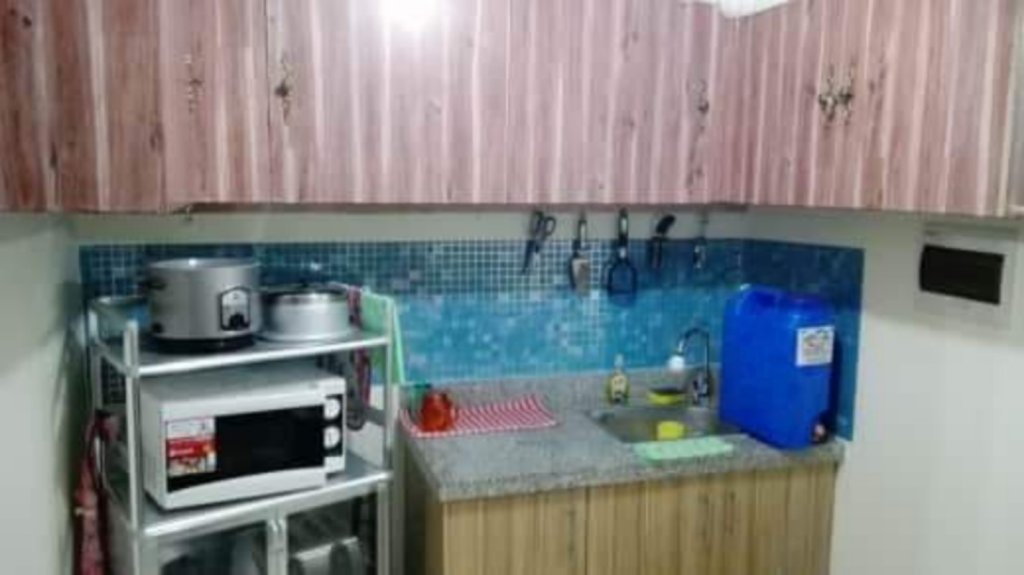 Фото Хостел Samanakan's Seafarers Condotel