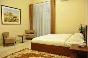 Al Ayjah Plaza Hotel (Ash Sharqiyah), hotel