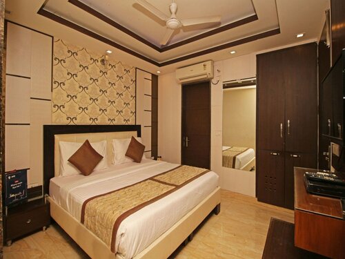 Гостиница Oyo 476 Hotel Gera's в Дели