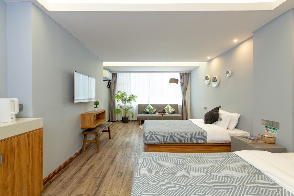 Фото Spring Blossoms Inn Yangshuo West Street