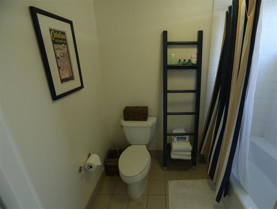 Фото The Pavilion Hotel