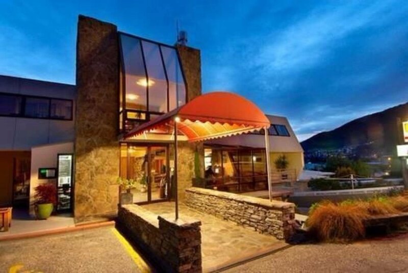 Гостиница Earnslaw Lodge в Куинстауне