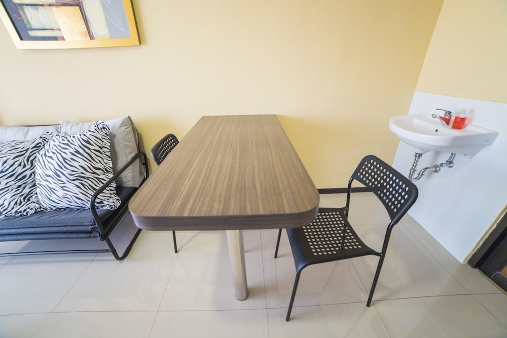 Фото Gorgeous 2BR Apartment at Gateway Pasteur