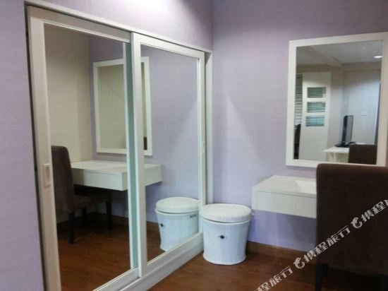 Фото Oyo 995 Blue Cafe Apartment