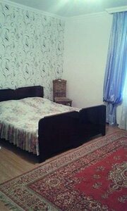 Guest House on Saakadze St 36