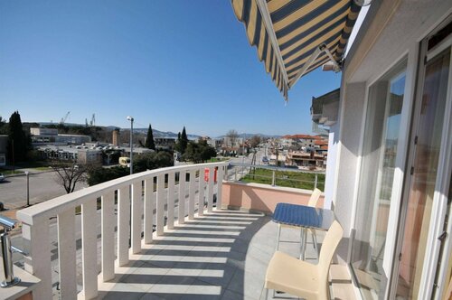 Гостиница Apartments & Rooms Villa Maslina в Трогире