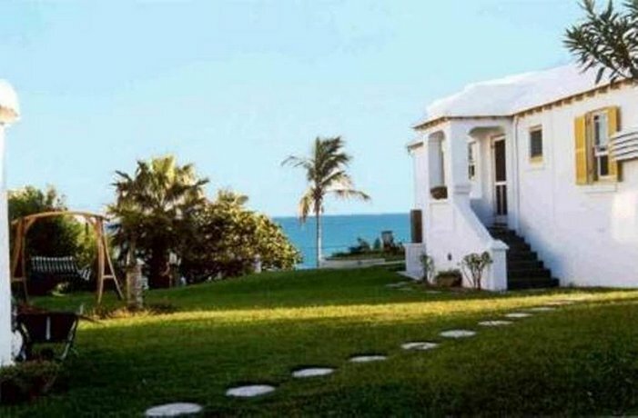 Гостиница Ocean Winds B&b Bermuda