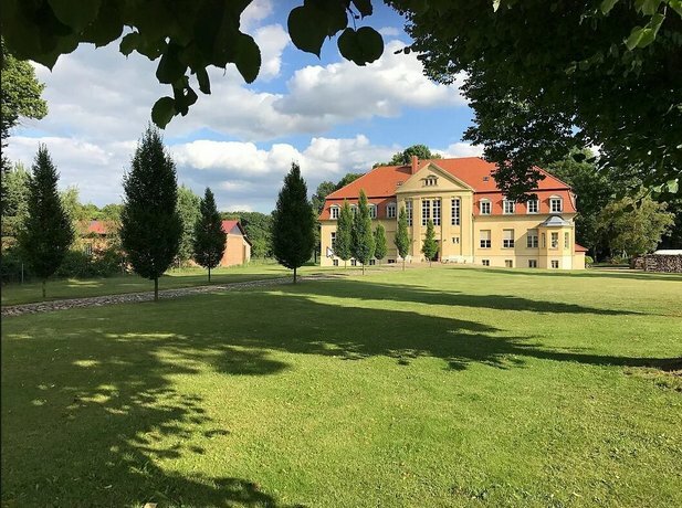 Гостиница Schloss Grabow