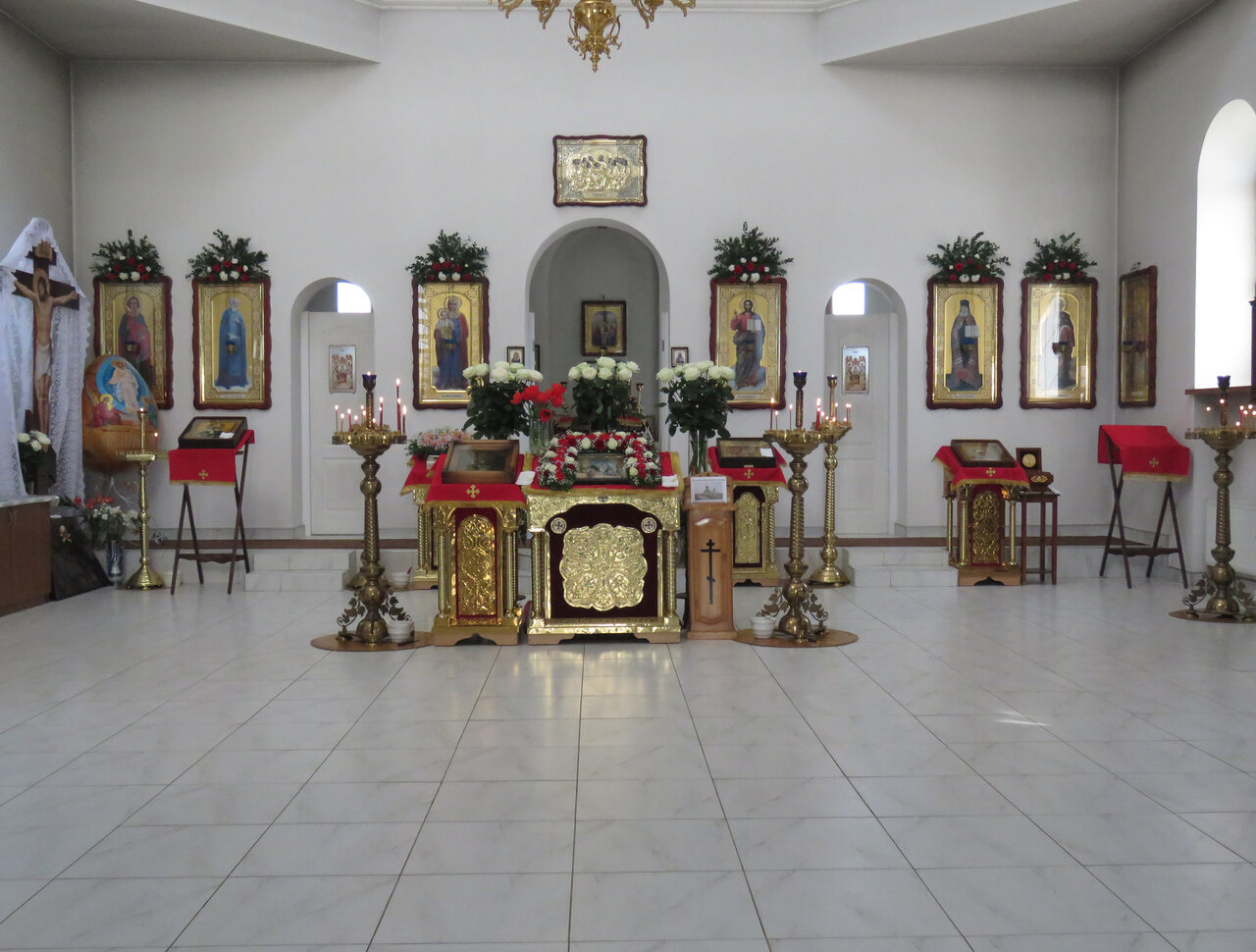 Интерьер храма святого Луки