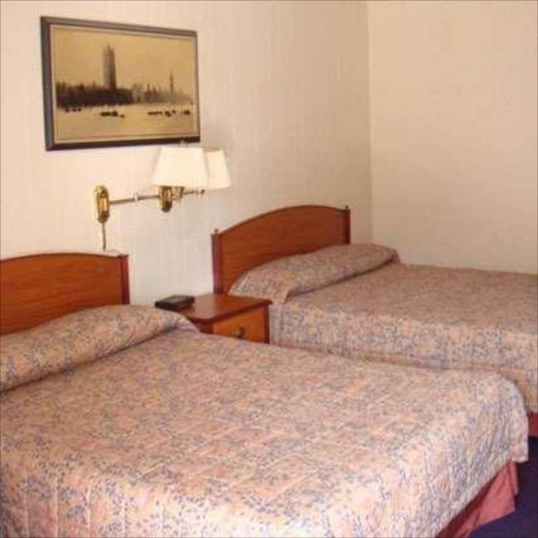 Фото Wesley Inn & Suites