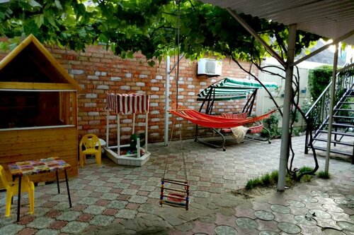 Зелёный дворик  фото 1