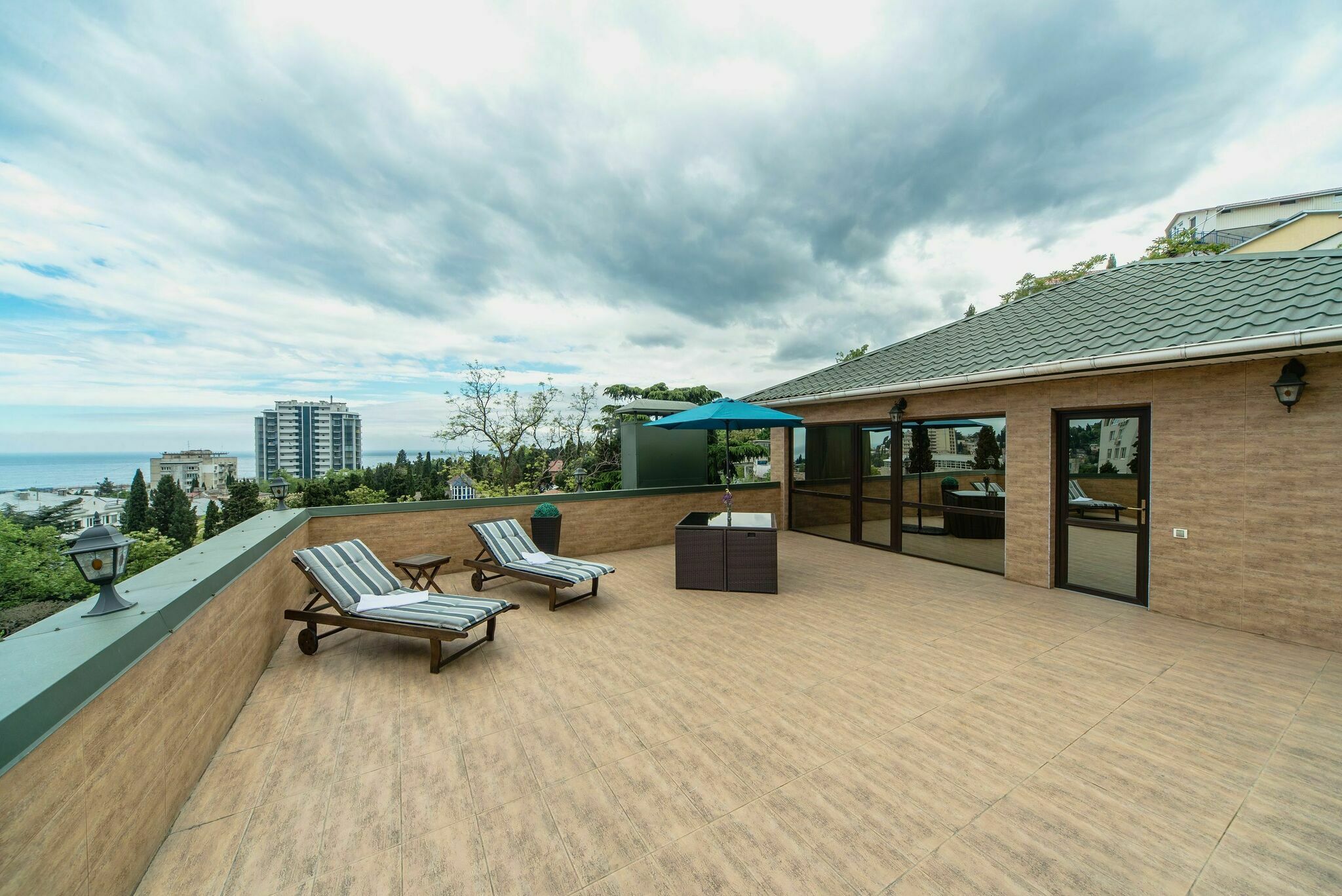 Фото Бульвар