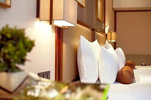 Фото Shaoxing Xianheng Grand Hotel