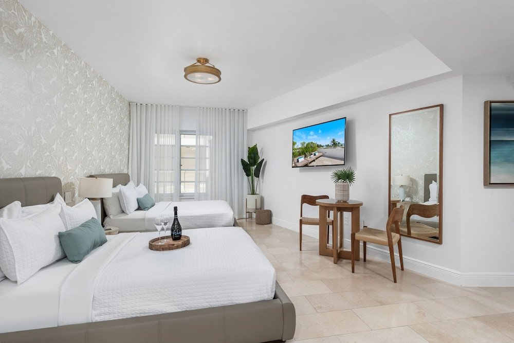 Фото Bentley Hotel South Beach