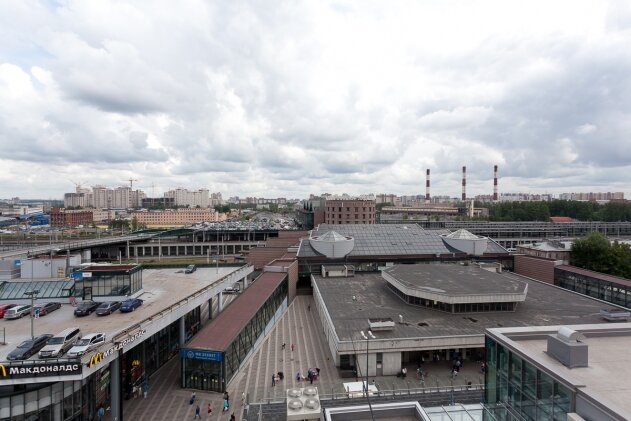 Shopping mall Zanevsky Kaskad, Saint Petersburg, photo